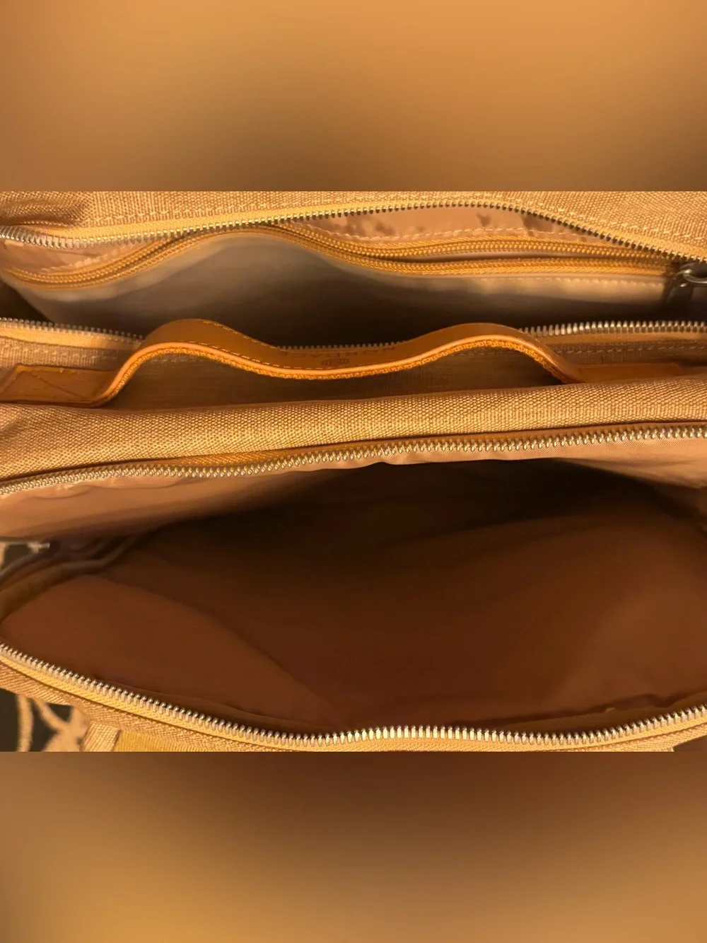 Nordace Sienna Smart  Backpack - Sleek Everyday Bag